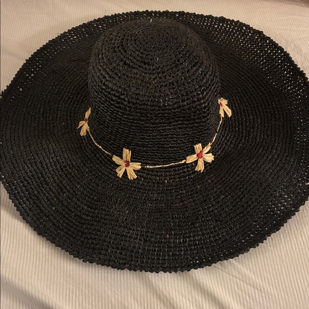 New with tags August Hats Black Straw Hat with Red and Cream Accents